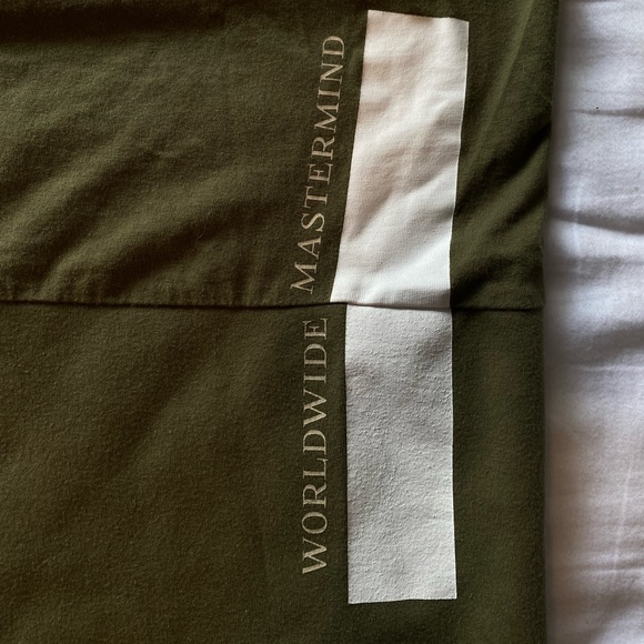 Know Your Rights Tee - Picture 5 of 5